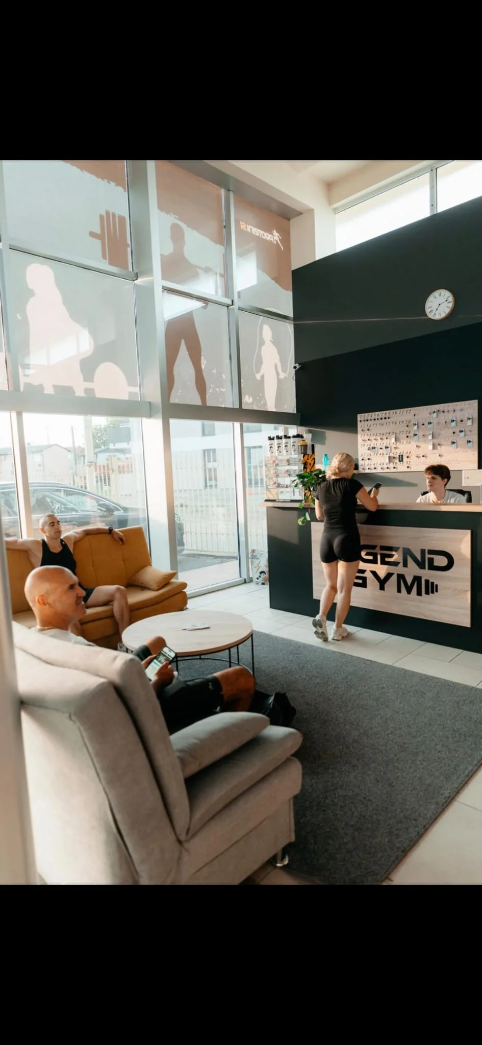 Druženje i odmor u recepciji Legend Gyma